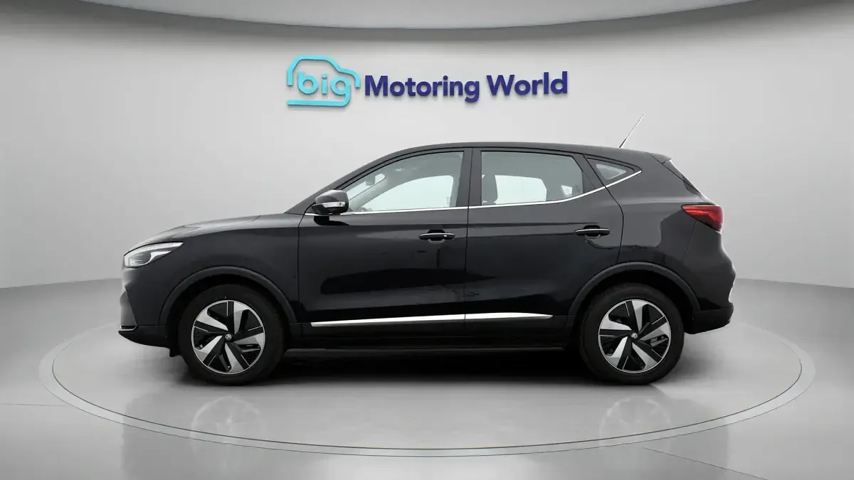 Used MG ZS SE 114 kW (156 HP) 2023 Black SUV