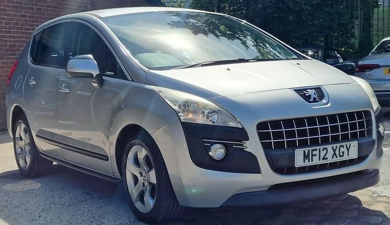 Silver Used 2012 Peugeot 3008 Sport Hatchback | £2,670 (Super price) - Image 1/4