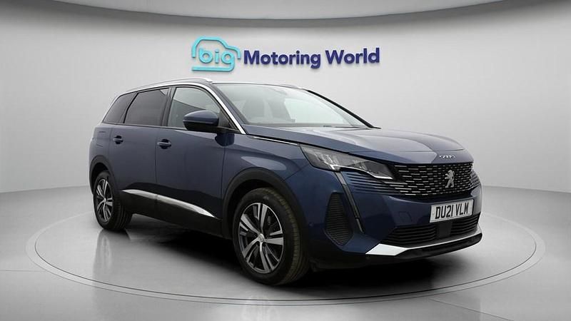 Used Peugeot 5008 Allure Premium 130 HP (95 kW) 2021 Blue SUV