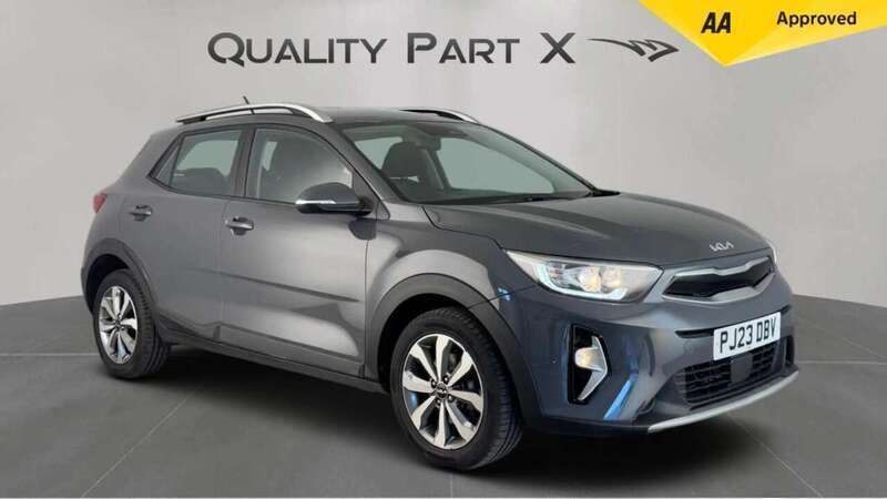 Grey Used 2023 Kia Stonic 2 SUV | £12,200 (Good price) - Image 1/4