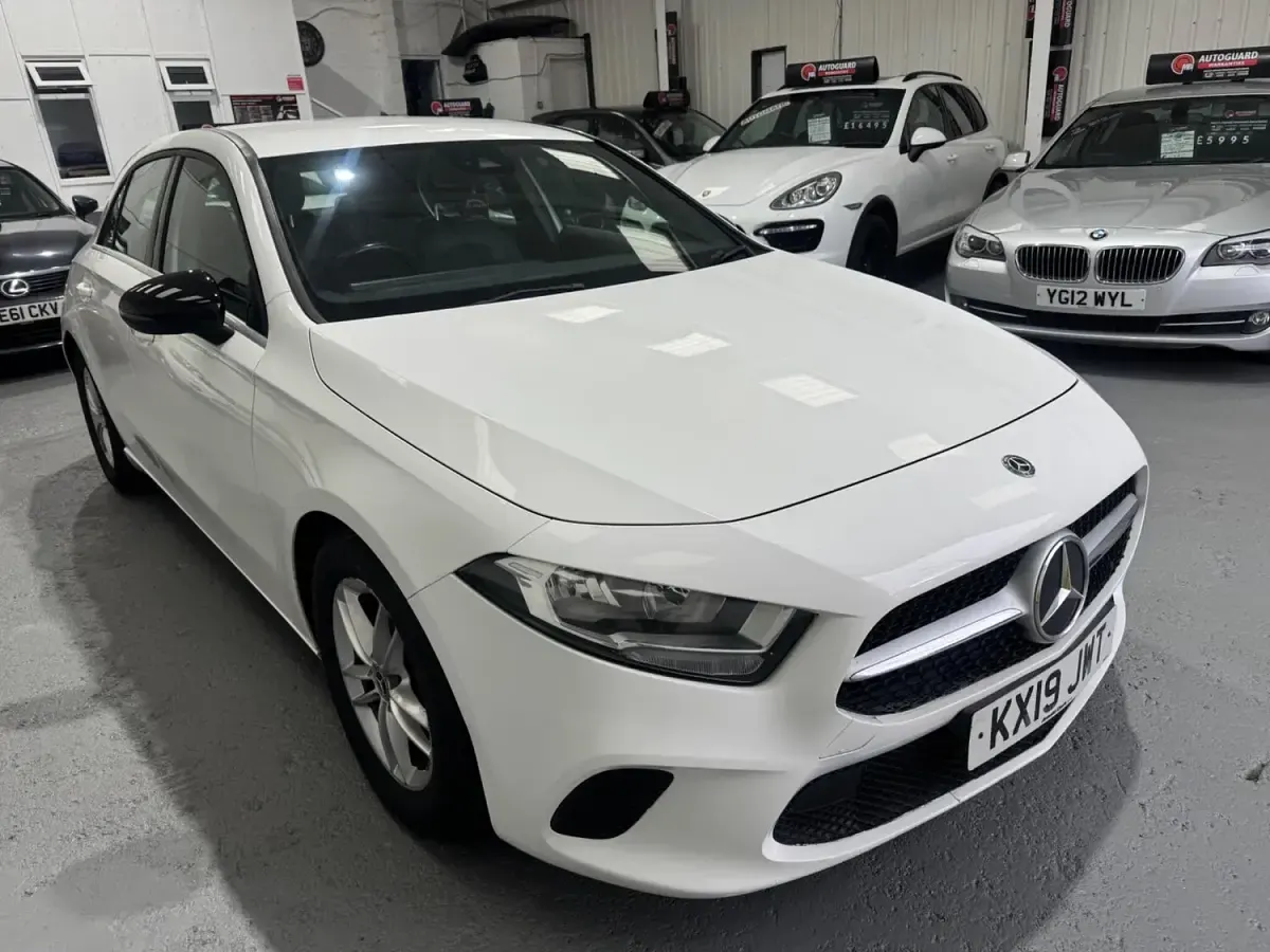 Used Mercedes A180 SE 2019 White Hatchback