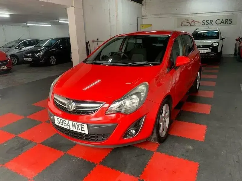 Used Vauxhall Corsa 100 HP (73 kW) 2014 Red Hatchback