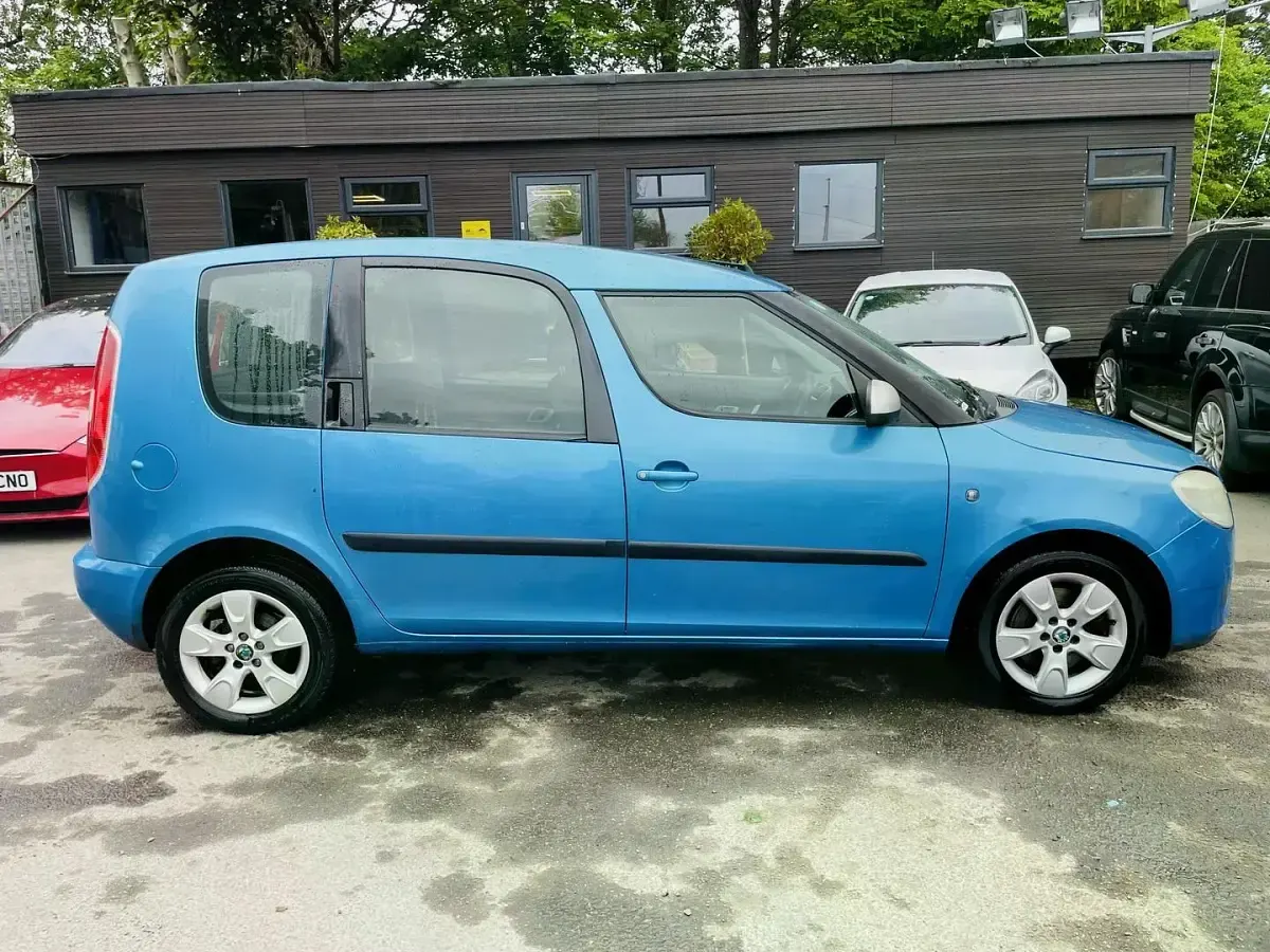 Gebraucht Skoda Roomster 105 PS (77 kW) 2007 Blau Van / Kleinbus