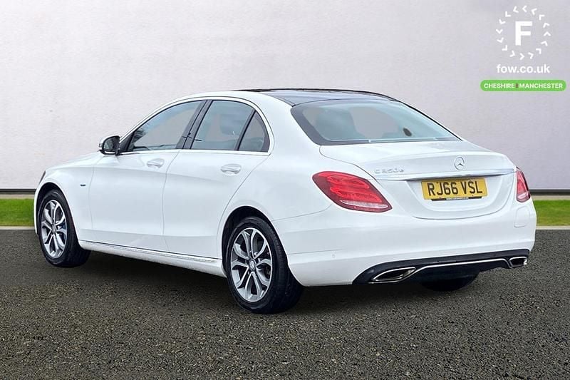 Used Mercedes C350e Premium Plus 293 HP (215 kW) 2016 Multicoloured Sedan