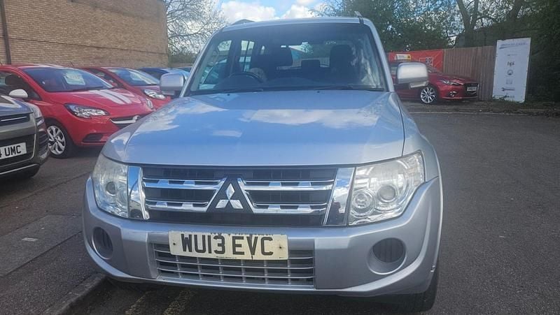 Used Mitsubishi Shogun 197 HP (144 kW) 2013 Silver SUV