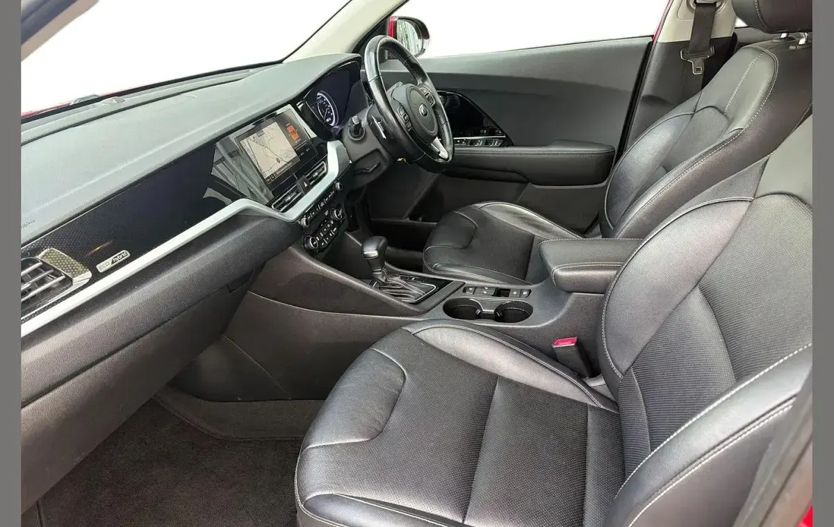Used Kia Niro 141 HP (103 kW) 2020 Red SUV