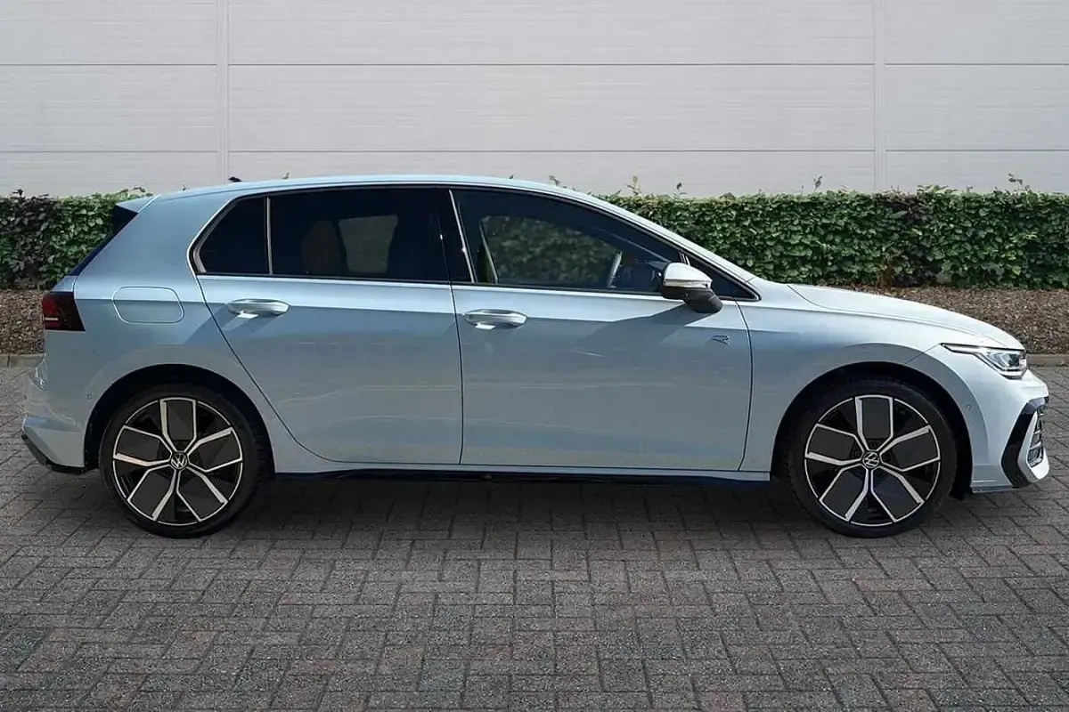 Used VW Golf VIII Black Edition 150 HP (110 kW) 2026 Anemone blue Hatchback