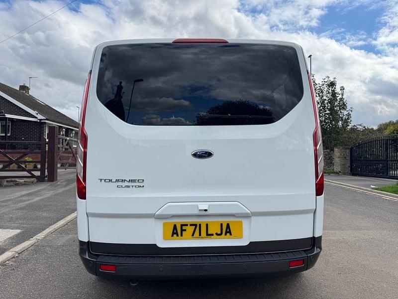 Used Ford Tourneo Custom Active 2021 White Van