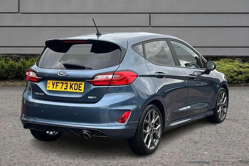 Usado Ford Fiesta ST-Line 123 HP (90 kW) 2024 Azul Citadino