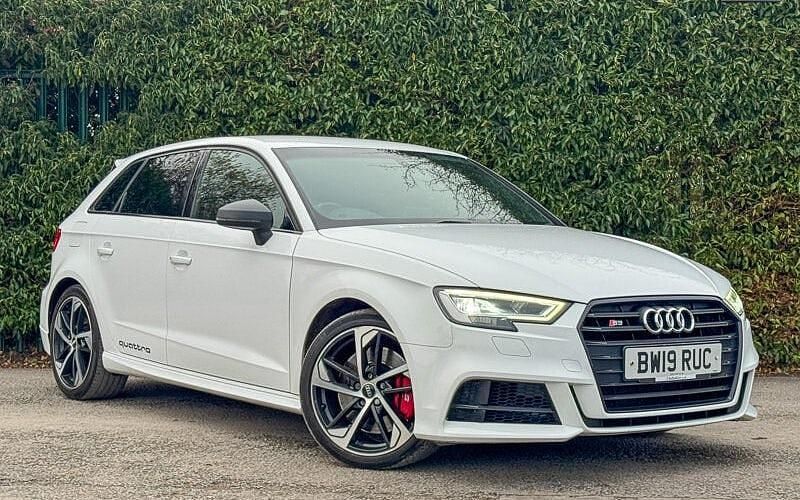 Used Audi S3 Sportback Black Edition 300 HP (220 kW) 2019 White Hatchback
