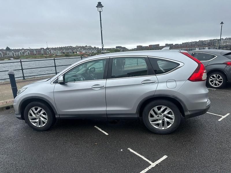 Used Honda CR-V SE 120 HP (88 kW) 2015 Silver SUV