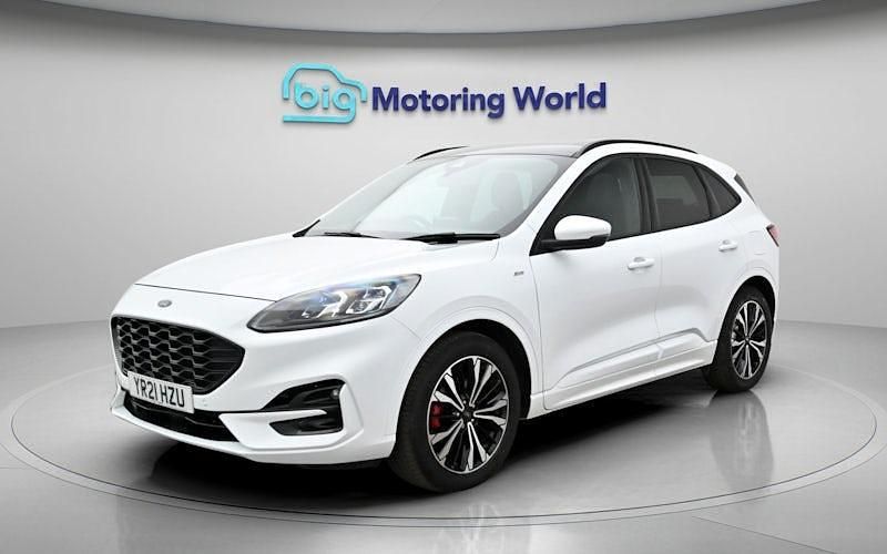 Used Ford Kuga ST-Line X 120 HP (88 kW) 2021 White SUV
