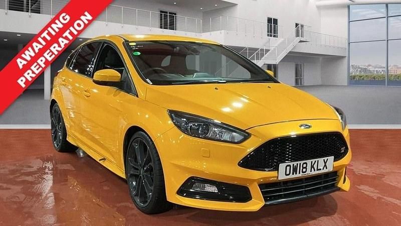 Yellow Used 2018 Ford Focus ST Hatchback | £13,799 (Fair price) - Image 1/4