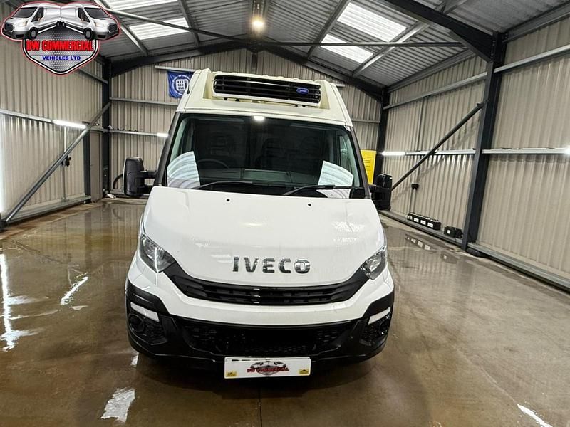 Used Iveco Daily 140 HP (102 kW) 2018 White Van