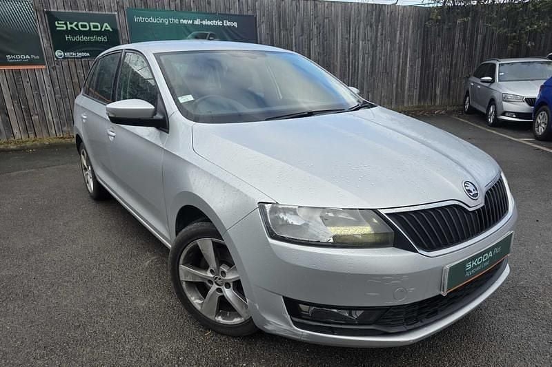 Silver Used 2018 Skoda Rapid SE Hatchback | £8,391 (Fair price) - Image 1/4