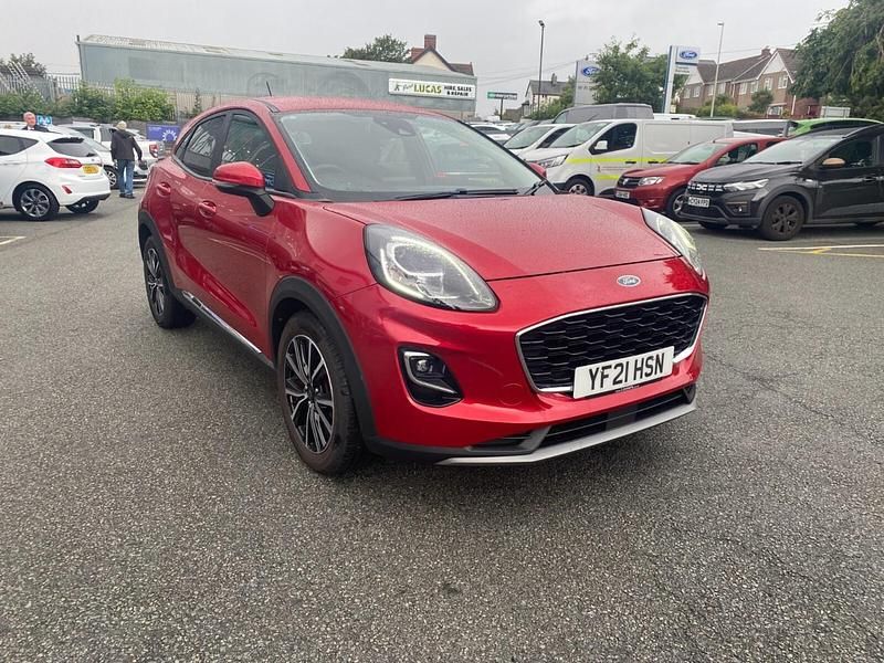 Red Used 2021 Ford Puma Gen-E Titanium Hatchback | £14,690 (Good price) - Image 1/4