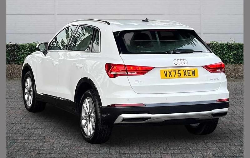 Used Audi Q3 Sport 147 HP (108 kW) 2025 White SUV