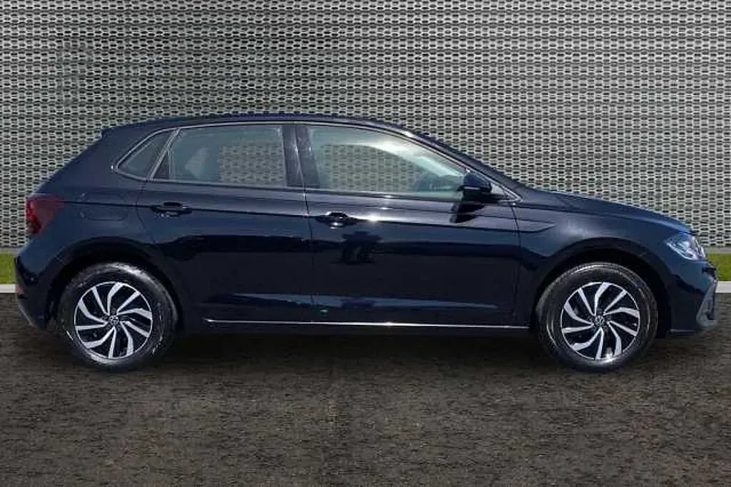 Used VW Polo 95 HP (69 kW) 2023 Hatchback