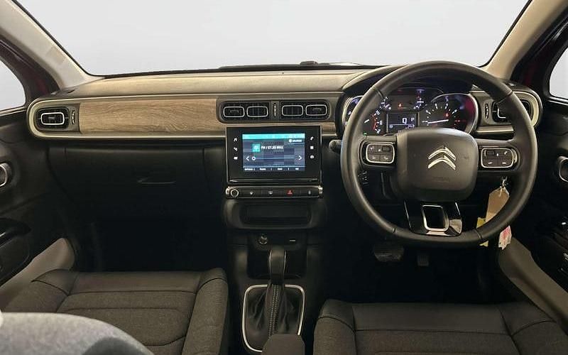 Used Citroën C3 PureTech 110 HP (80 kW) 2024 Red Hatchback