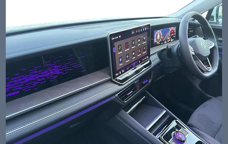 Used VW Tayron Elegance 147 HP (108 kW) 2025 White SUV