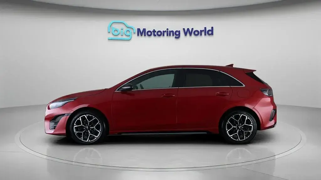 Used Kia Ceed GT-Line 138 HP (101 kW) 2024 Red Hatchback