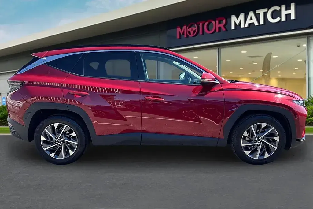 Used Hyundai Tucson Premium 150 HP (110 kW) 2023 Red SUV