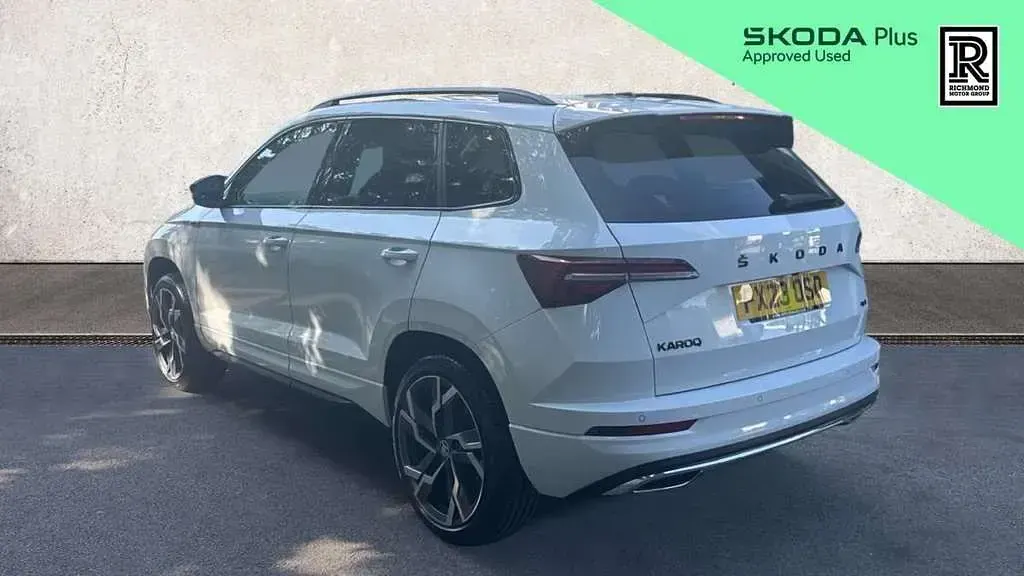 Used Skoda Karoq SportLine 190 HP (139 kW) 2023 White SUV