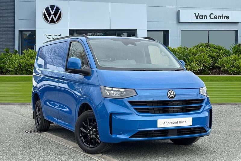 New VW Transporter Pro 148 HP (108 kW) 2026 Blue Van