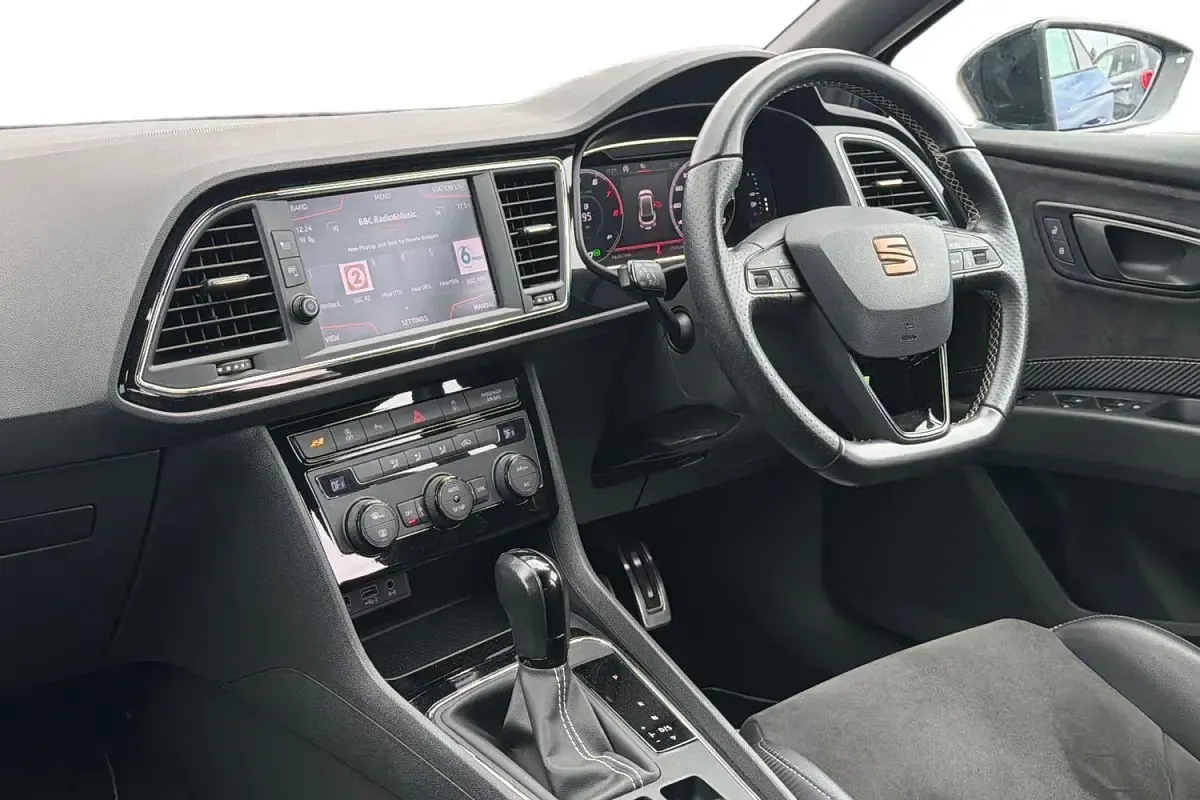 Used Seat Leon 4Drive 190 HP (139 kW) 2020 Blue Estate