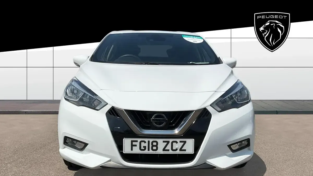 Used Nissan Micra Acenta 90 HP (66 kW) 2018 White Hatchback