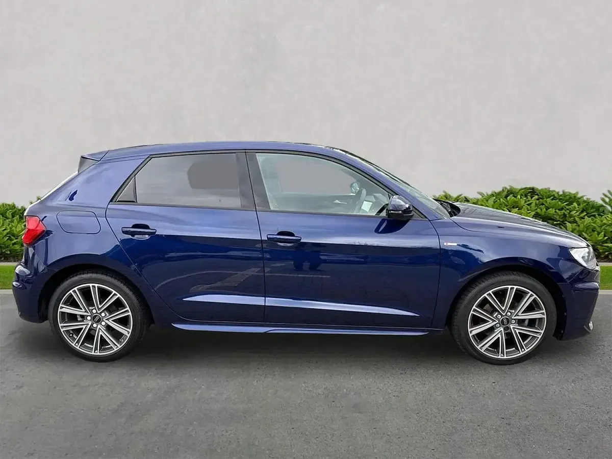 Used Audi A1 Sportback S-Line 110 HP (80 kW) 2023 Blue Hatchback