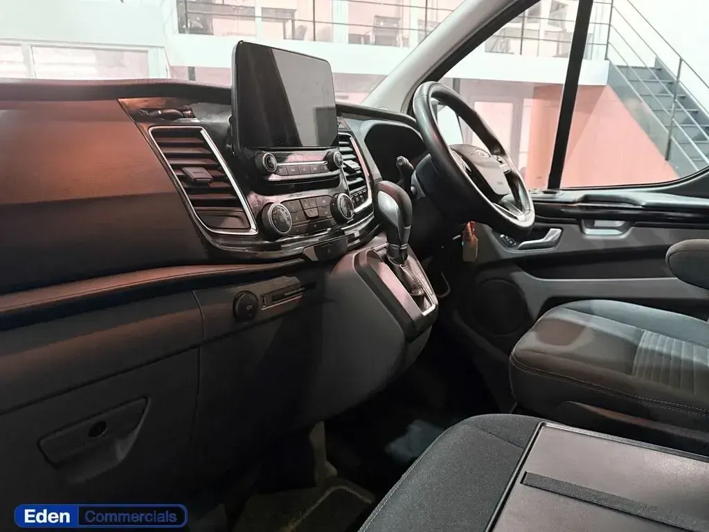 Used Ford Transit Custom Limited 170 HP (125 kW) 2022 Grey Van