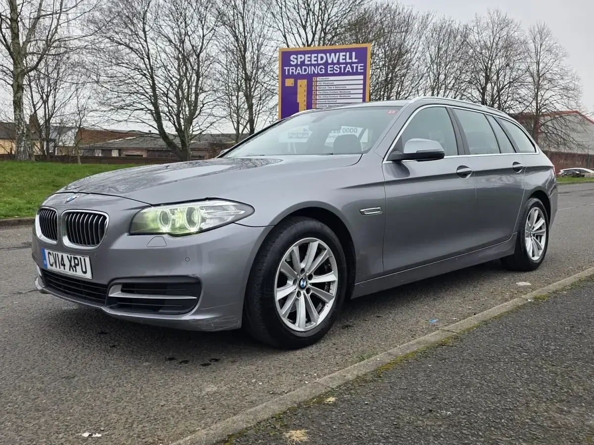 Begagnad BMW 520 Performance 2014 Grå Kombi