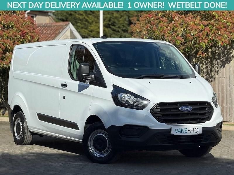 Used Ford Transit Custom 105 HP (77 kW) 2022 White Van