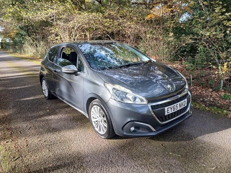 Grey Used 2015 Peugeot 208 Allure Hatchback | £2,495 (Super price) - Image 1/4