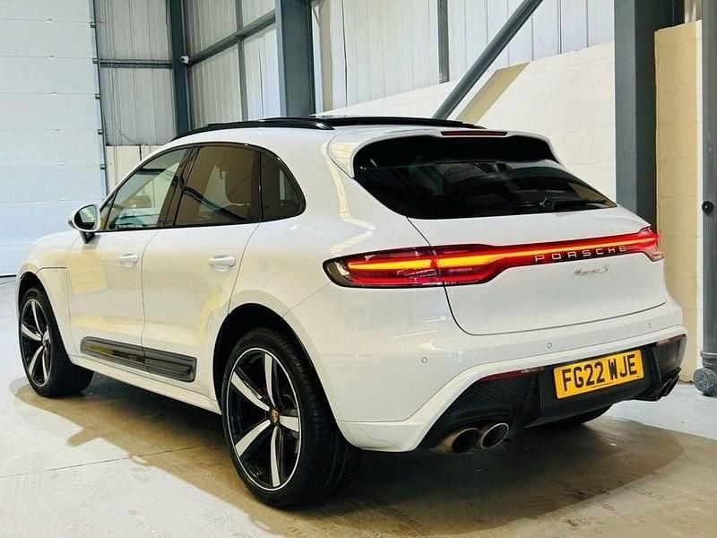 Used Porsche Macan 380 HP (279 kW) 2022 White SUV