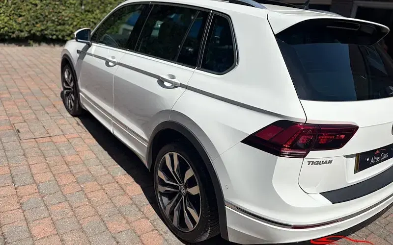 Used VW Tiguan SEL 230 HP (169 kW) 2020 SUV