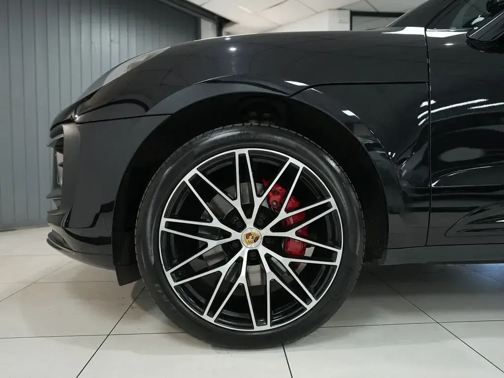 Used Porsche Macan 380 HP (279 kW) 2023 Black SUV