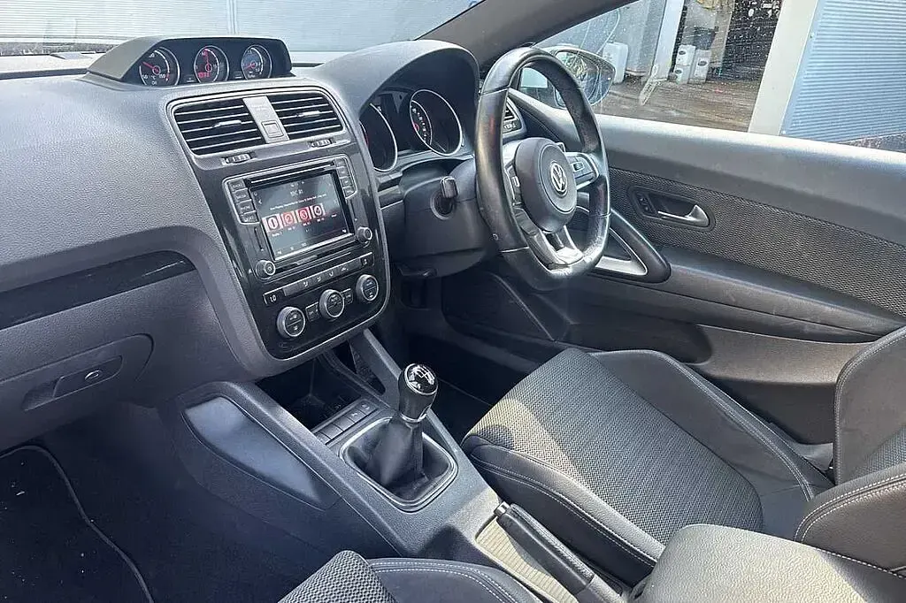 Used VW Scirocco 125 HP (91 kW) 2017 Coupe