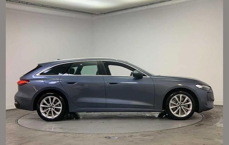 Used Audi A5 Sport 295 HP (216 kW) 2025 Blue Estate