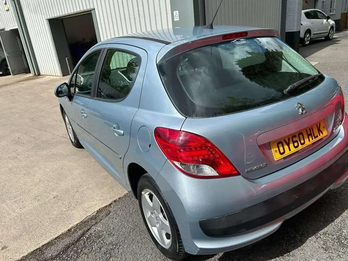 Used Peugeot 207 2010 Blue Hatchback
