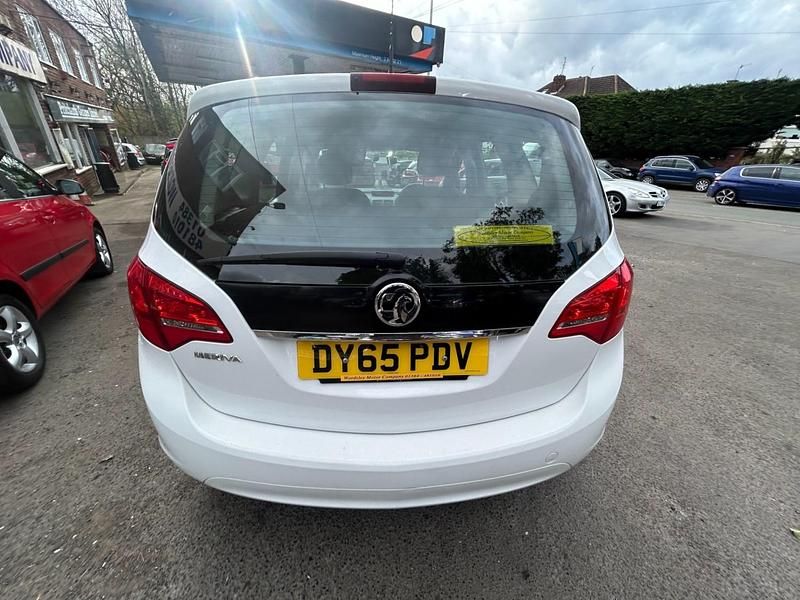 Used Vauxhall Meriva 2015 White MPV