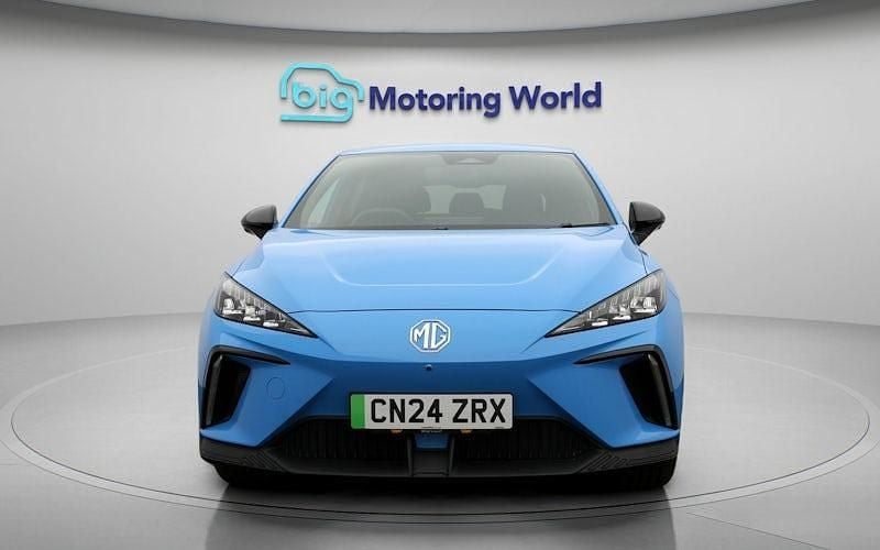 Used MG MG4 EV Trophy 150 kW (204 HP) 2024 Blue Hatchback