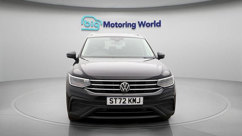Used VW Tiguan Allspace S 150 HP (110 kW) 2023 Black SUV