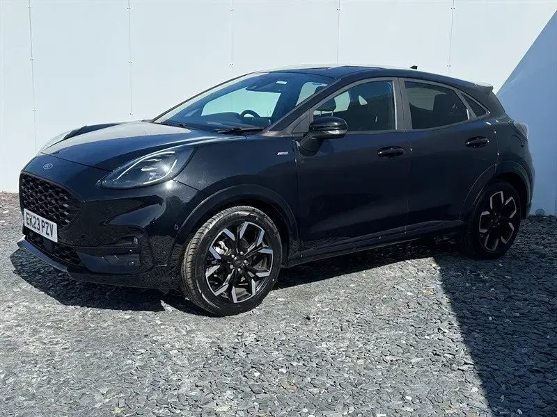 Second-hand Ford Puma ST-Line X 125 CP (91 kW) 2023 Negru SUV