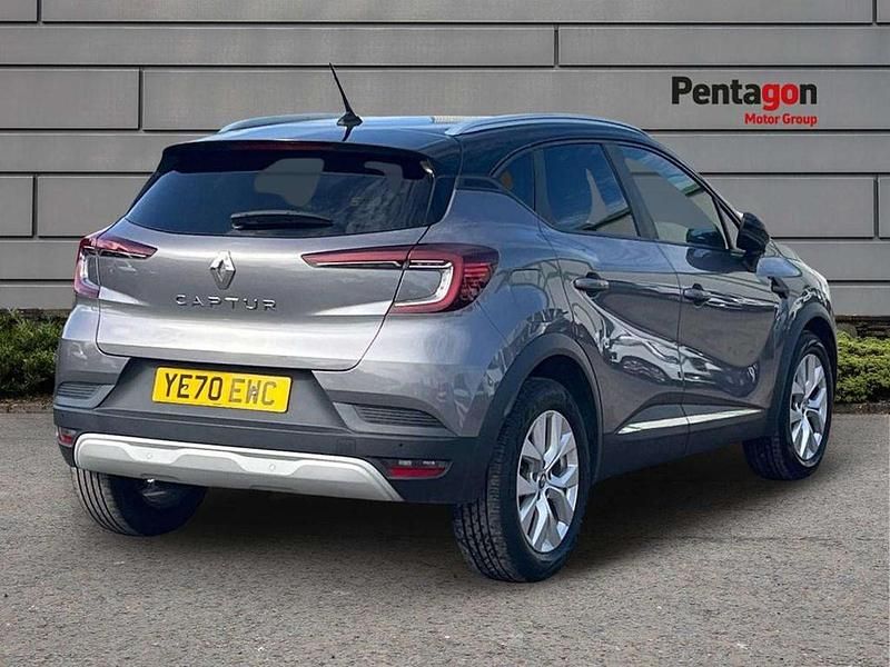 Usado Renault Captur Iconic 99 CV (72 kW) 2020 Other SUV
