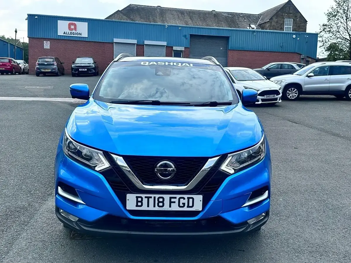 Used Nissan Qashqai N-Connecta 130 HP (95 kW) 2018 Blue SUV