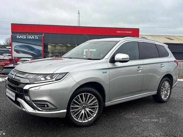 Silver Used 2021 Mitsubishi Outlander P-HEV Estate | £16,950 (Fair price) - Image 1/4