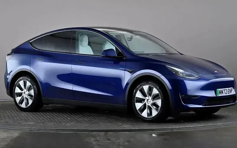Used Tesla Model Y Long Range AWD 286 kW (389 HP) 2025 SUV