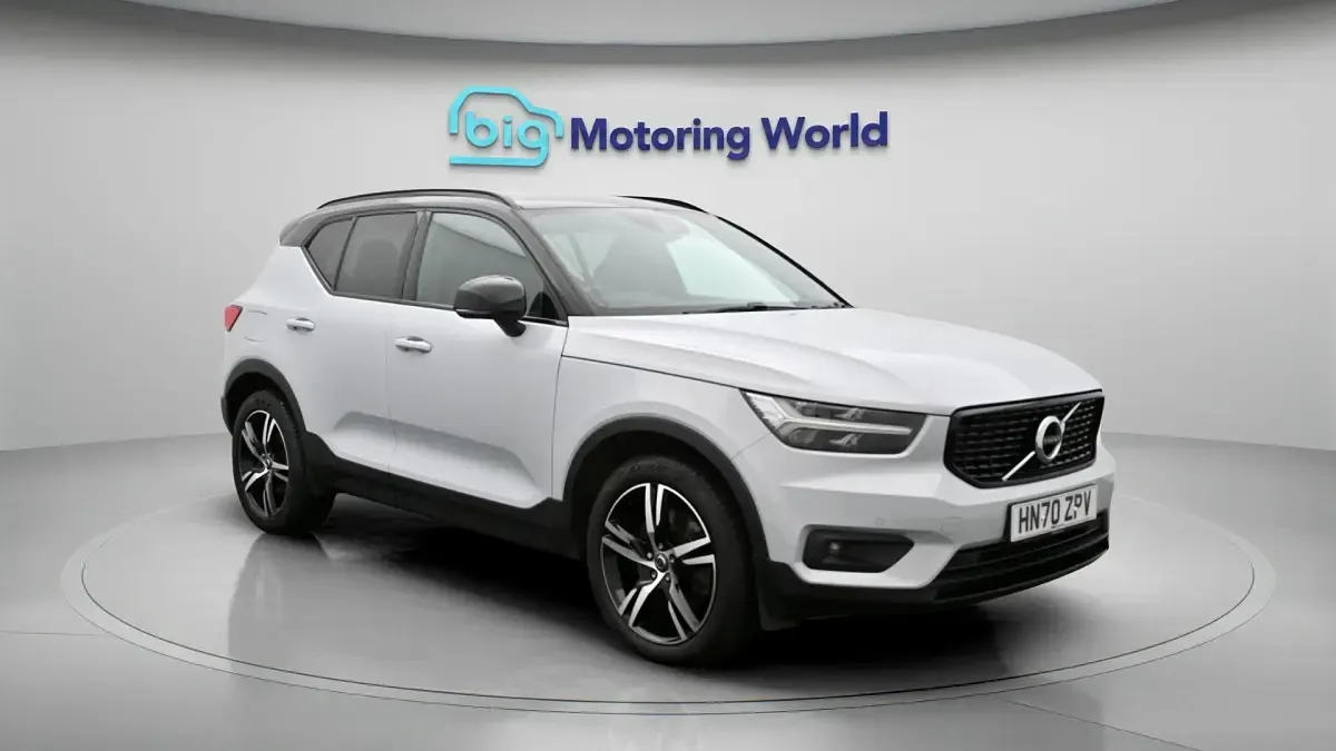 Used Volvo XC40 R-Design 262 HP (192 kW) 2020 SUV